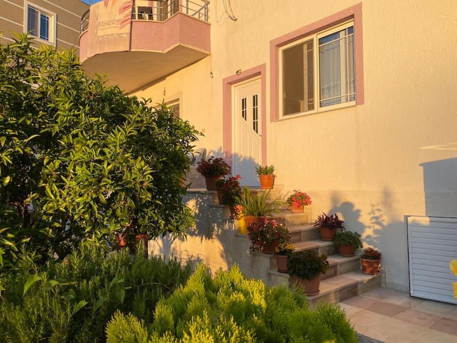 Guesthouse Xhimi Ksamil Exterior photo