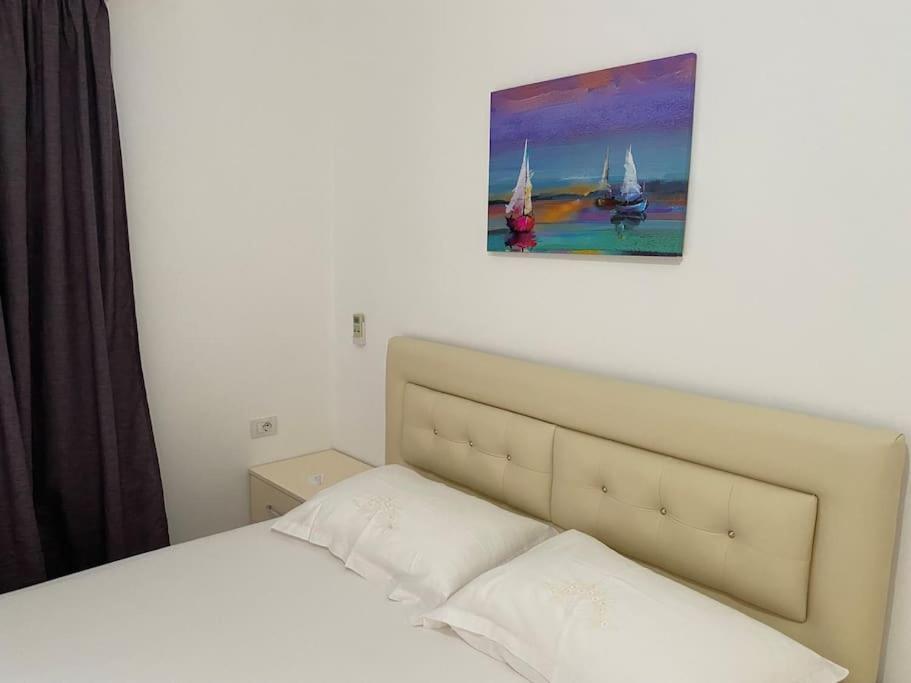 Guesthouse Xhimi Ksamil Exterior photo