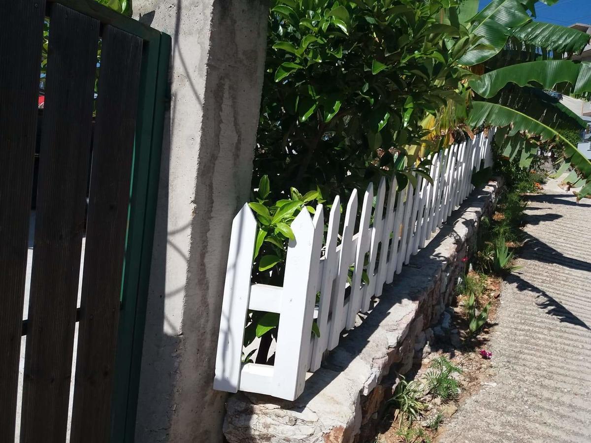 Guesthouse Xhimi Ksamil Exterior photo